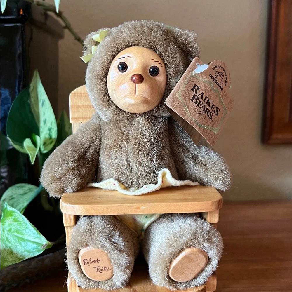 EUC Raikes Bears Nursery Collection Baby in High‎ Chair